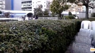 【地铁真实猥亵】广州地铁白连衣裙，露腰妹子被这群屌丝强势顶了，不出意外没有反抗